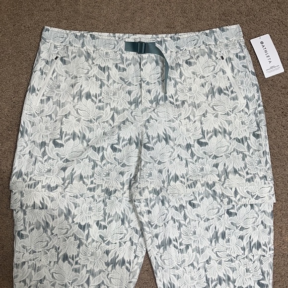 Athleta Trekkie Convertible Hike Pant Ethereal Bloom Magnolia White 22 - Picture 7 of 13